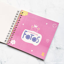 Cargar imagen en el visor de la galería, Álbum de fotos Hola Mundo (personalizado)