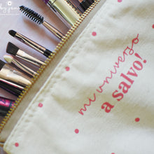 Cargar imagen en el visor de la galería, Neceser Mi universo a salvo!
